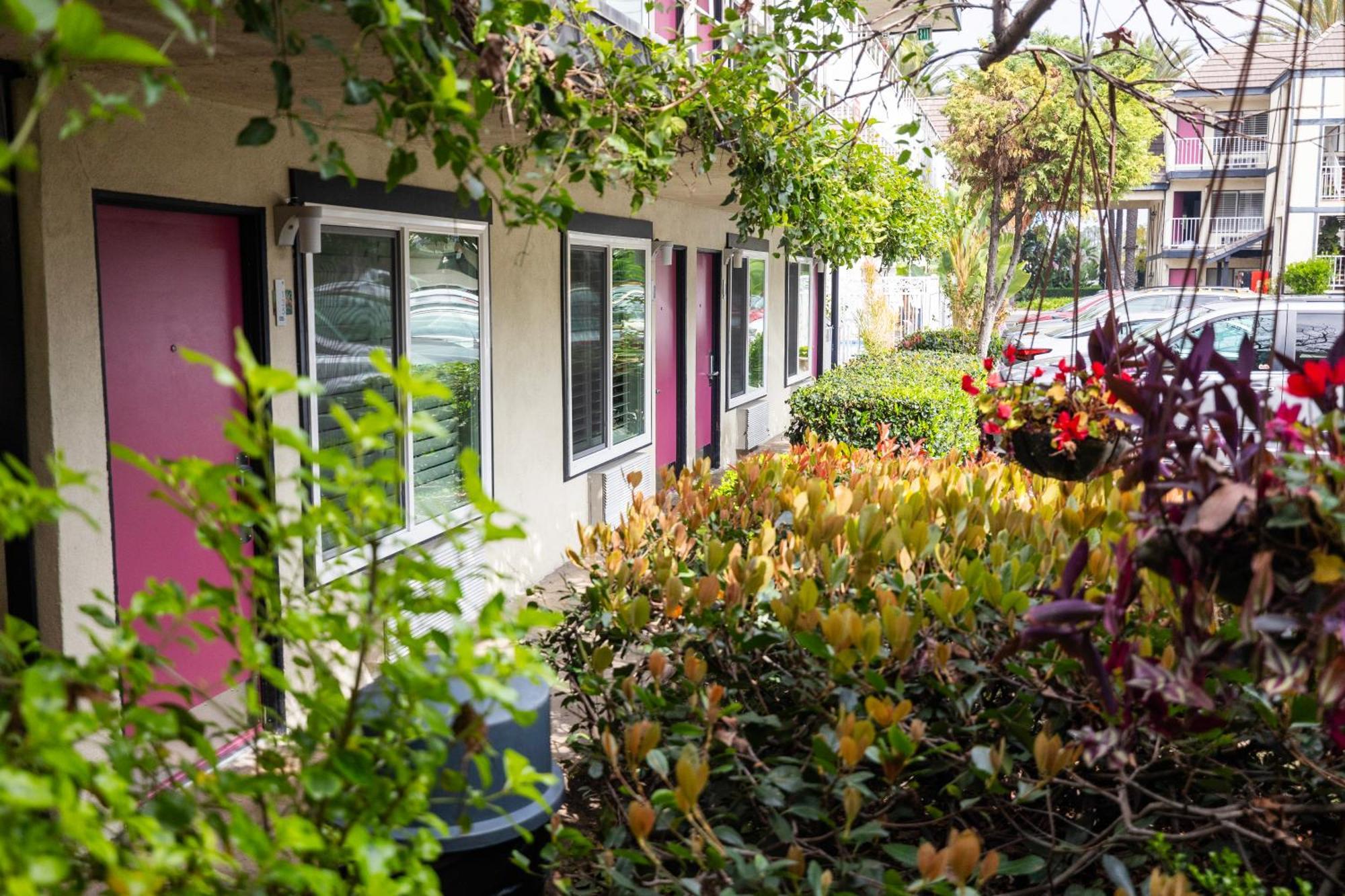 Alamo Inn And Suites - Convention Center Anaheim Luaran gambar